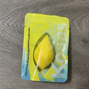 Kosas dual ended makeup blender